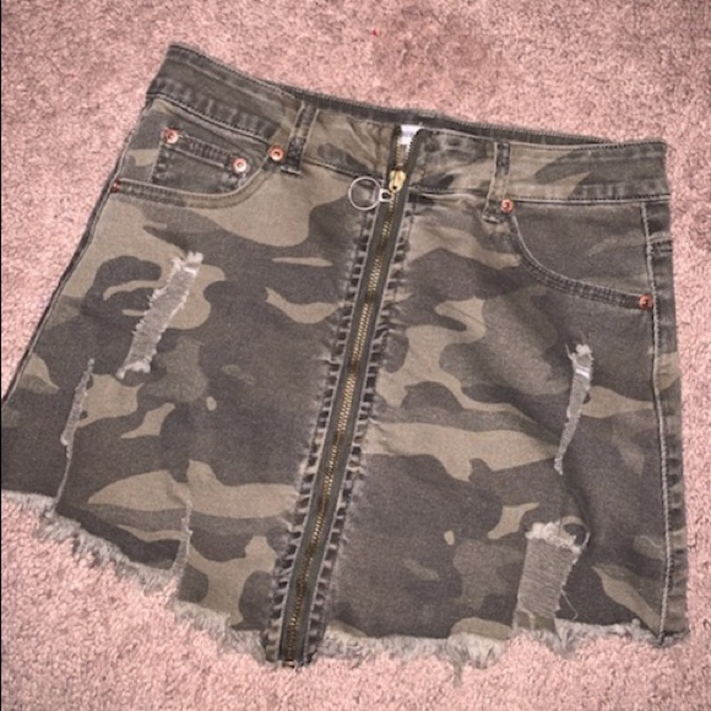 Dance & Marvel camo Skirt